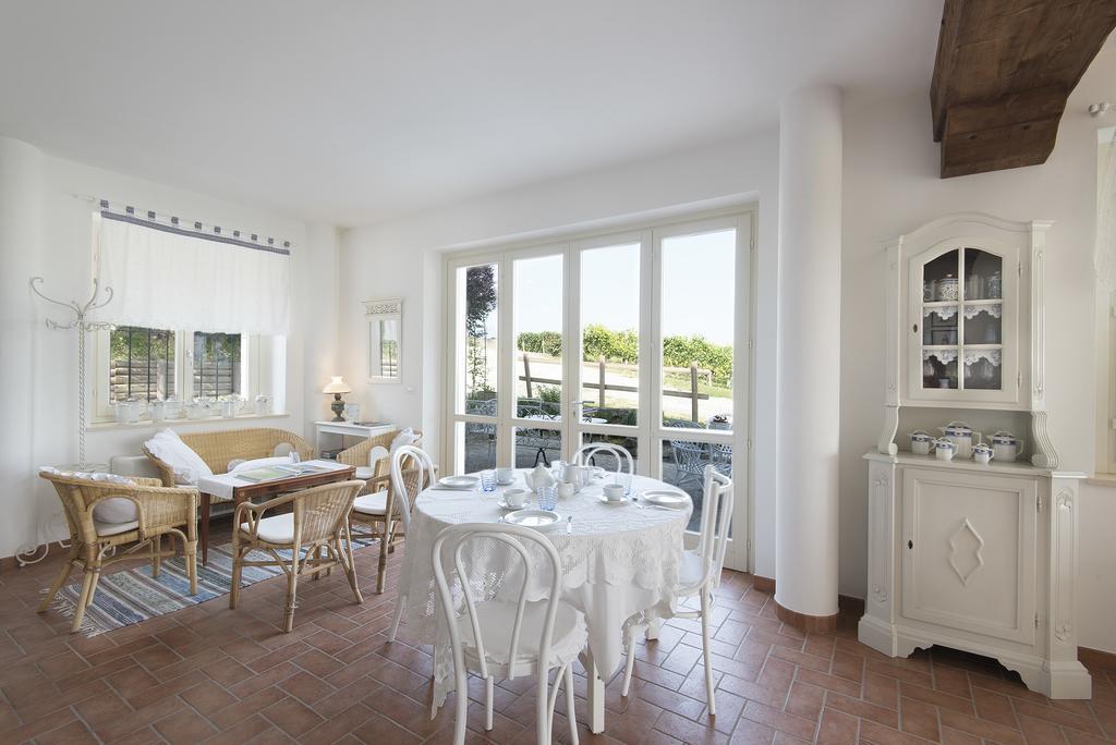Agriturismo Albarossa Ница Монферато Екстериор снимка
